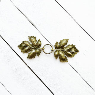KardiKlip - Bronze Interlocking Leaves
