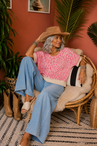 Pink Outlaw Short Sleeve Knit – Leopard Print V-Neck Sweater Top