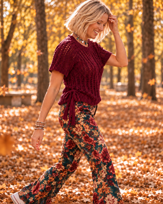 Short Sleeve Chunky Crochet Top with Side Ties - Wine