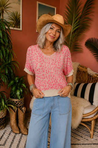 Pink Outlaw Short Sleeve Knit – Leopard Print V-Neck Sweater Top
